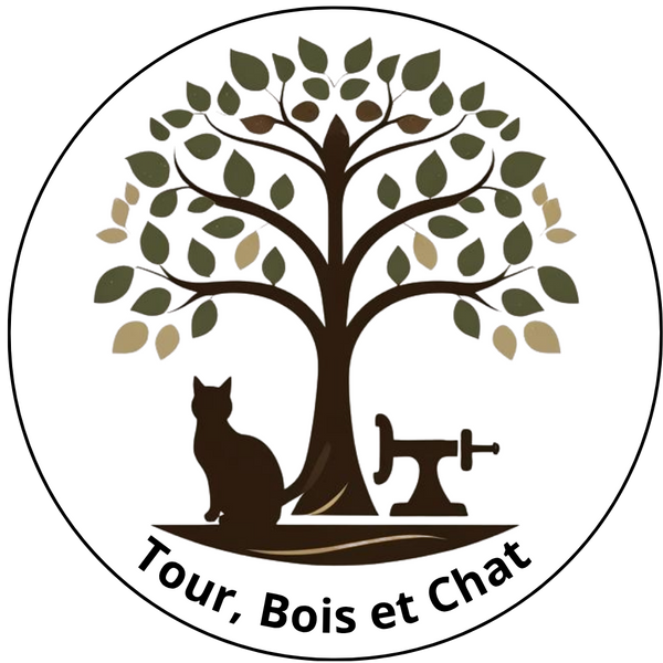 Tour, Bois et Chat